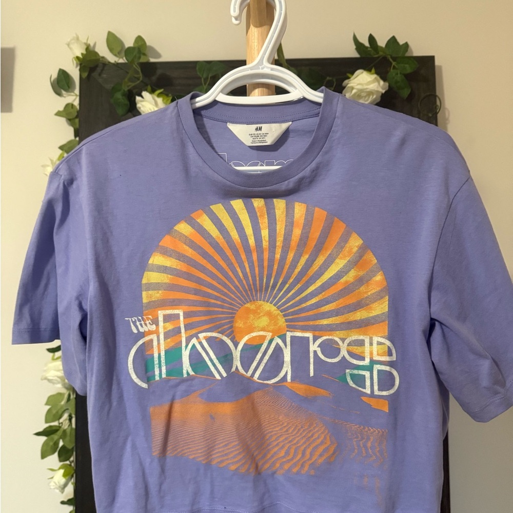 H&M Purple Graphic Tee with Sunburst Design